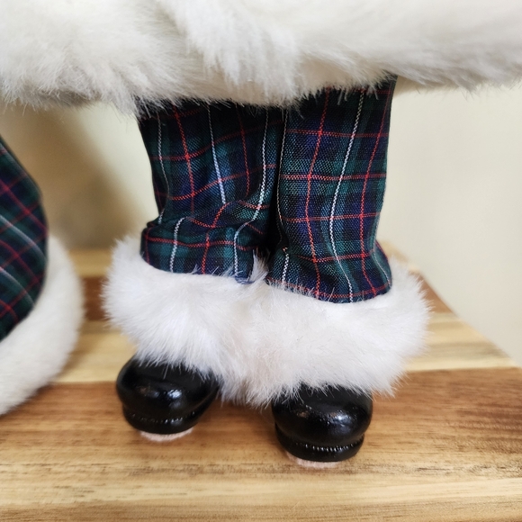 Blue Velvet Velour Plaid Boy and Girl Christmas Carolers Set Christmas Decor - Picture 7 of 14